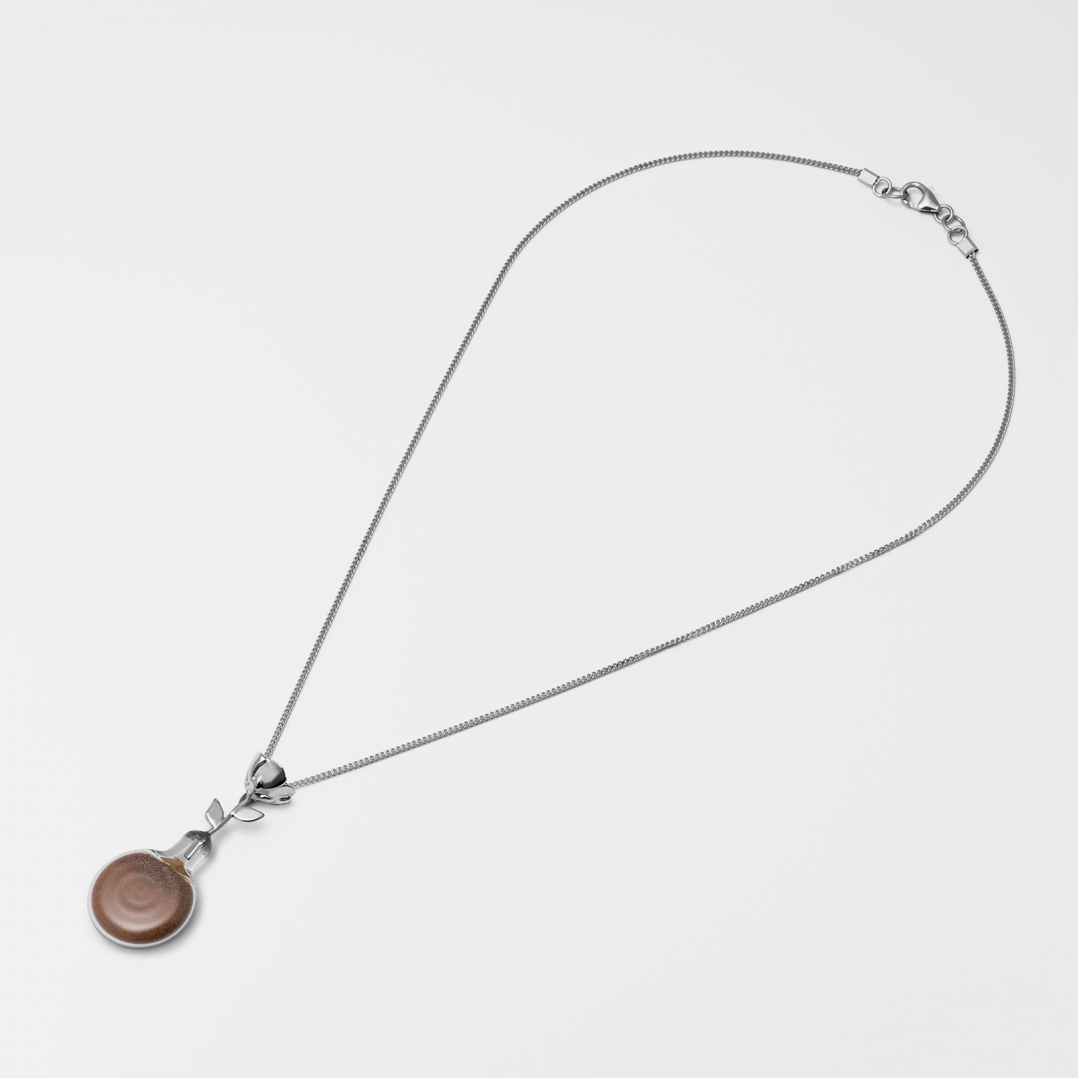 Rose Soil Necklace Silver